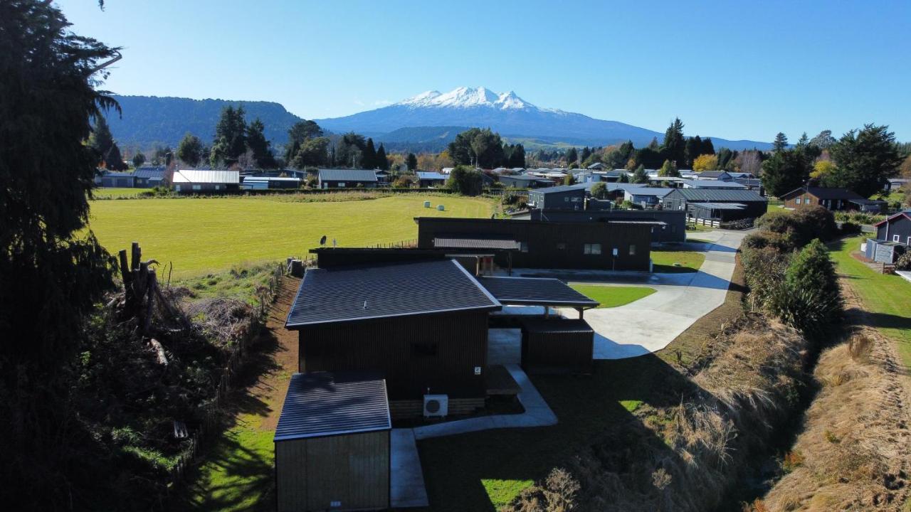 5 Bedroom, Solar On Snowmass Ohakune, Yellow Door Extérieur photo